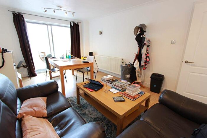 1 Bedroom Flat To Rent In Gresse Street, London, W1T