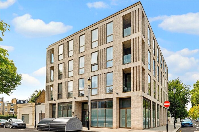 4 Bedroom Flat To Rent In Russell Gardens, London, W14