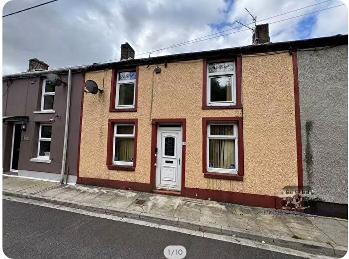 2 Bedroom Terraced House For Sale In Wind Street, Blaenllechau, Ferndale, Rhondda Cynon Taf, CF43