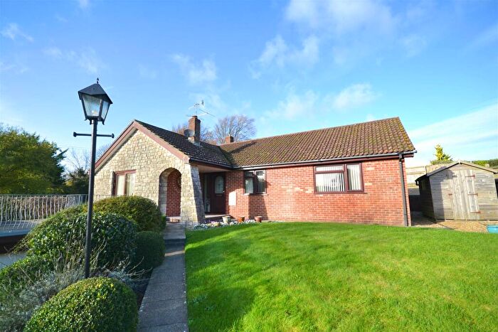 4 Bedroom Detached Bungalow For Sale In Cowleaze, Martinstown, Dorchester, DT2