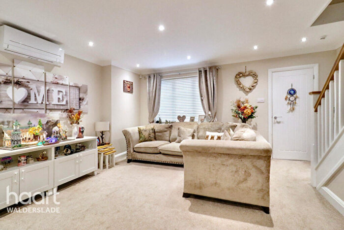 5 Bedroom Semi Detached House For Sale In Crescent Way, Davis Estate, Chatham, ME5