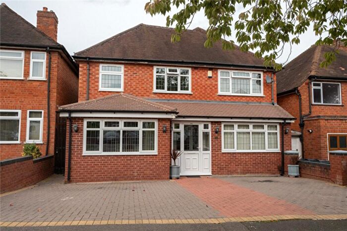 4 Bedroom Detached House For Sale In The Hurst, Moseley, Birmingham, B13