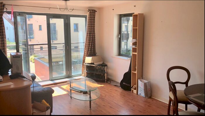 2 Bedroom Flat To Rent In St. Christophers Court, Swansea, SA1