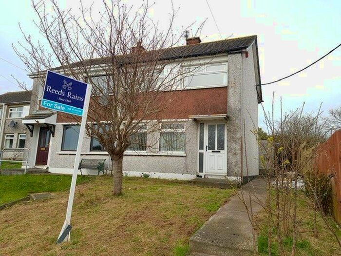 3 Bedroom Semi-Detached House For Sale In Copeland Avenue, Millisle, County Down, BT22