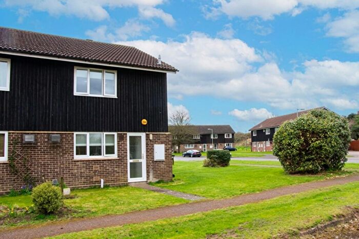 3 Bedroom Semi Detached House For Sale In Waterloo Close, Newmarket, CB8