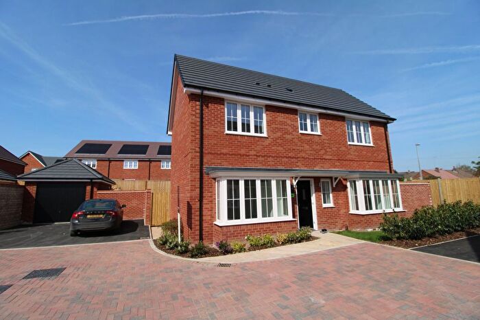 4 Bedroom Property For Sale In Restrop Road, Purton, SN5