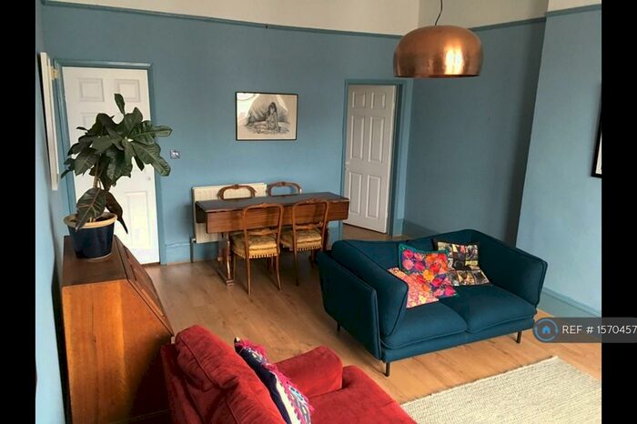 1 Bedroom Flat To Rent In Whitworth Road, London, SE25