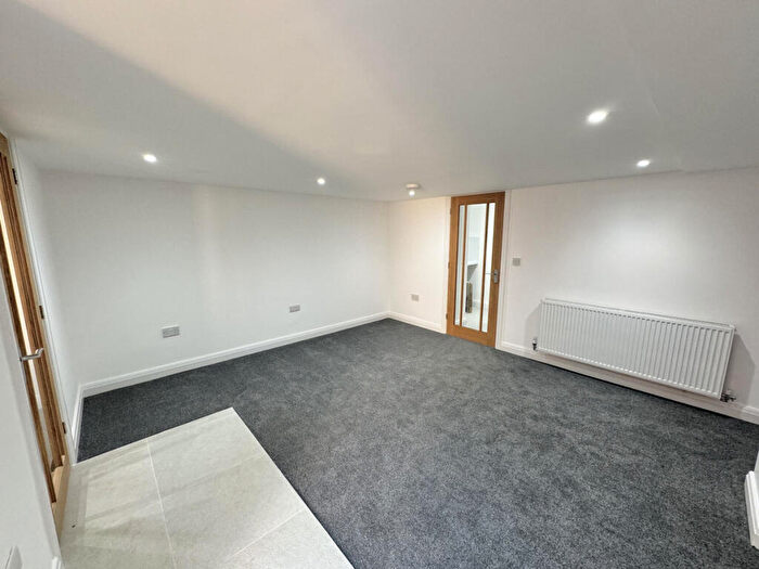 1 Bedroom Flat To Rent In Upper Hibbert Lane, Stockport, SK6