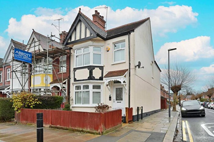 4 Bedroom End Of Terrace House For Sale In Drury Road, West Harrow, Harrow, HA1