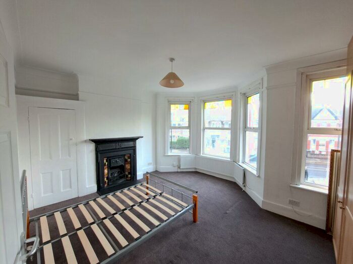 5 Bedroom Terraced House To Rent In Bedroom House &#; Willingdon Road, Turnpike Lane, N22