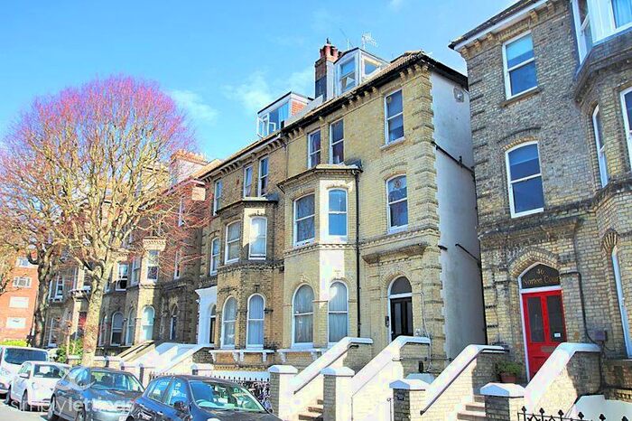 Flat To Rent In Norton Road, Hove, BN3