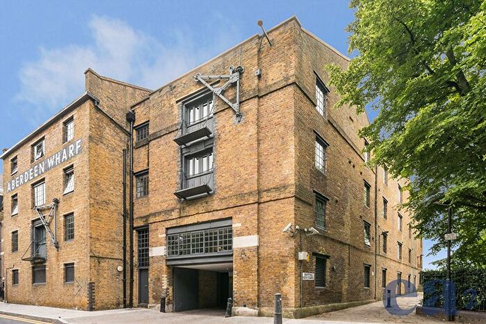 1 Bedroom Flat To Rent In Wapping High Street, Wapping, E1W