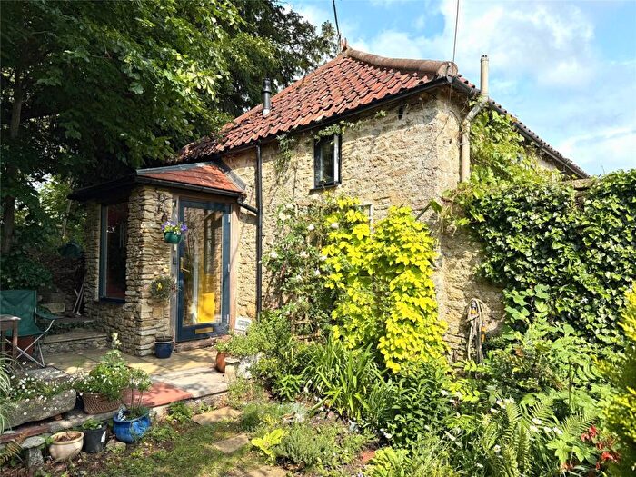 2 Bedroom House For Sale In Innox Hill, Frome, Somerset, BA11