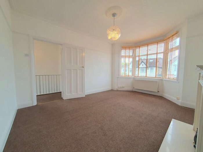 1 Bedroom Flat To Rent In Bellingham Road, London, SE6