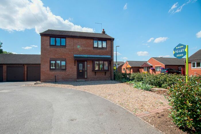 3 Bedroom Detached House To Rent In South Parade, Leven, Beverley, HU17