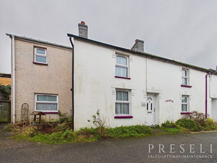 Property For Sale In Mwtshwr, St. Dogmaels, Cardigan, Pembrokeshire, SA43