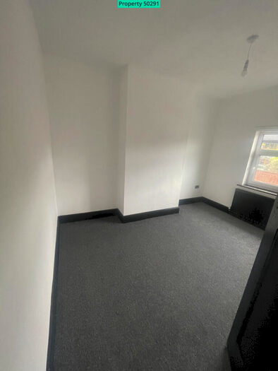 3 Bedroom Semi-Detached House To Rent In Claremont Road, Accrington, BB5