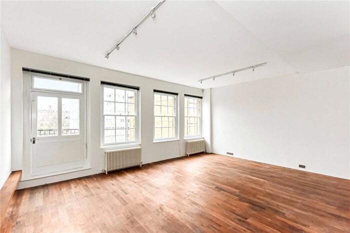 1 Bedroom Apartment To Rent In Bath Street, London, EC1V