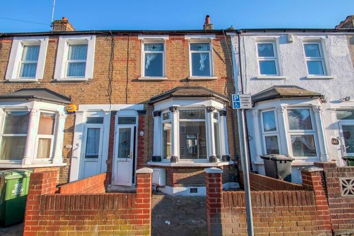 3 Bedroom Terraced House To Rent In Riverdale Road, Erith, DA8