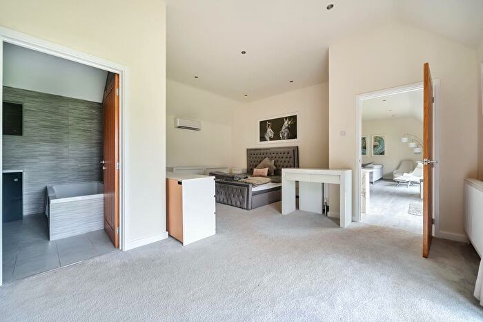 1 Bedroom Semi-Detached Bungalow To Rent In Warfield, Berkshire, RG42