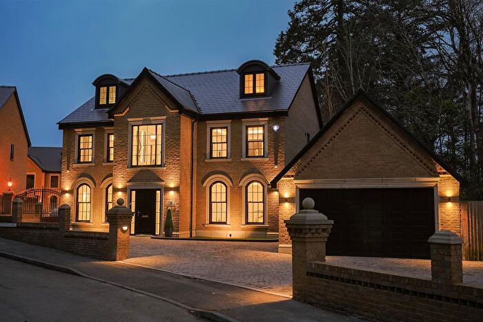 5 Bedroom Detached House For Sale In Redwood Court, Gowerton, Swansea, SA4