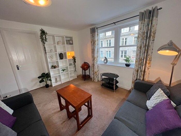 2 Bedroom Flat To Rent In King Street, Old Aberdeen, Aberdeen, AB24