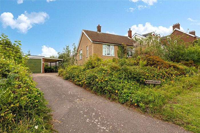 2 Bedroom Bungalow For Sale In Clophill Road, Maulden, Bedfordshire, MK45