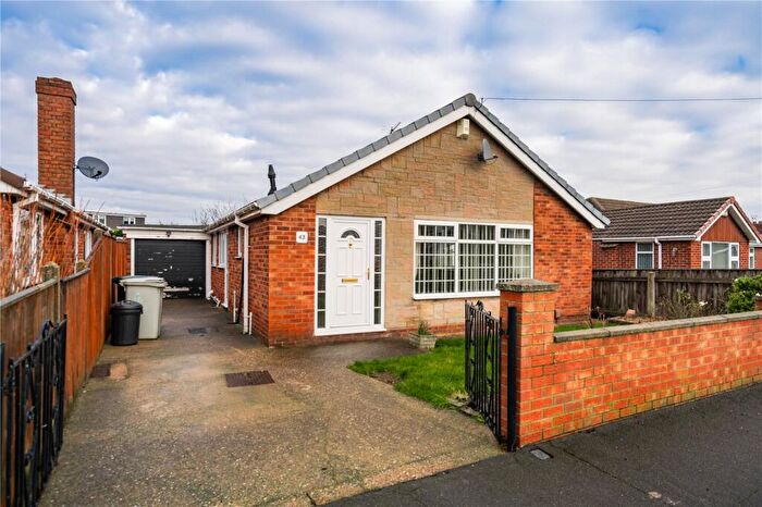 3 Bedroom Bungalow For Sale In The Crescent, Holton-le-Clay, Grimsby, Lincolnshire, DN36