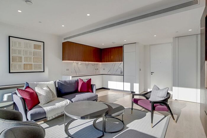 1 Bedroom Flat To Rent In Buckingham Gate, Westminster, SW1E