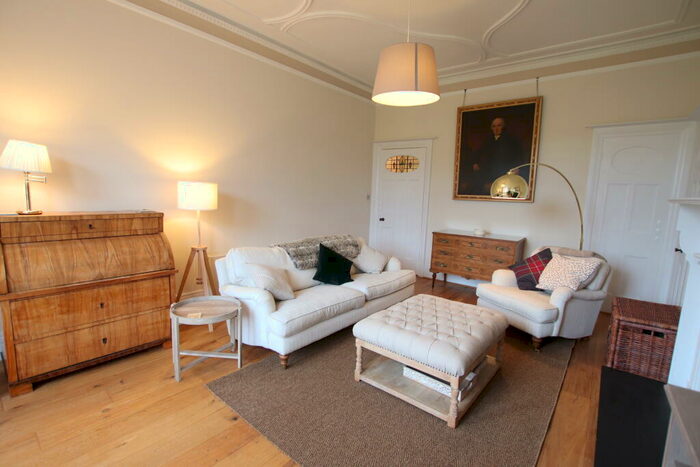 3 Bedroom Flat To Rent In North Gardner Street, Hyndland, G11