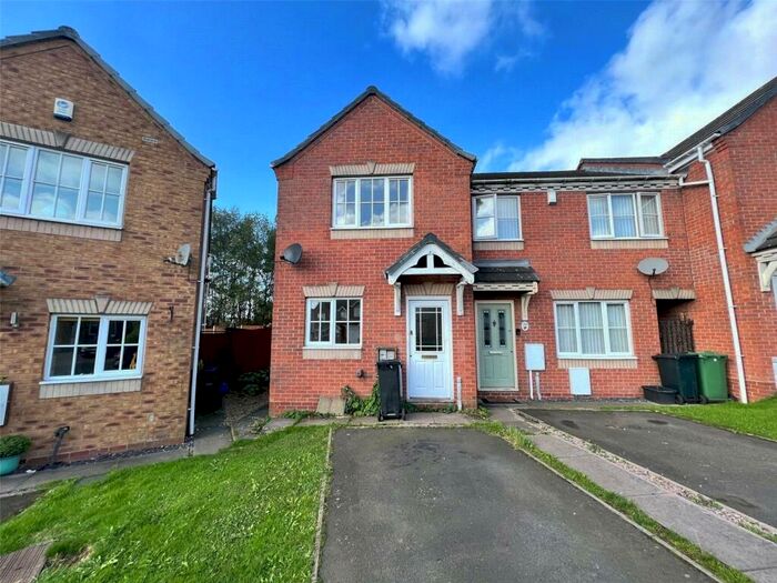2 Bedroom End Of Terrace House To Rent In Richborough Drive, Dudley, West Midlands, DY1