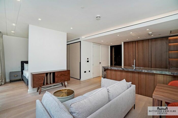 Studio To Rent In Portugal Street, London, WC2A