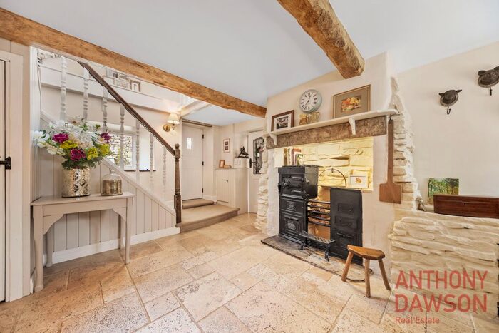 3 Bedroom Detached House For Sale In Cliffe Park, Blackburn, Lancashire, BB6