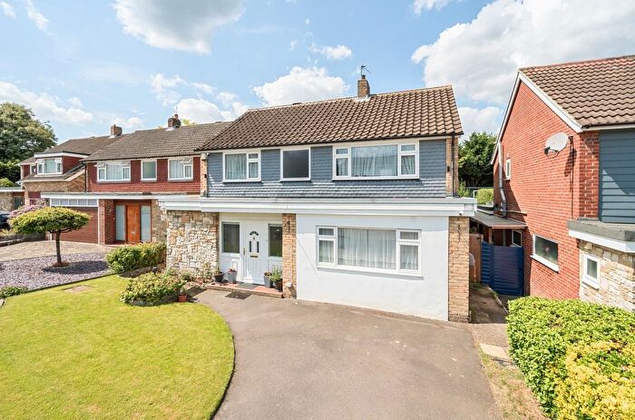 4 Bedroom Detached House For Sale In Quernmore Close, Bromley, BR1