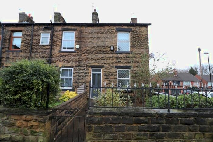 3 Bedroom End Of Terrace House To Rent In Rosemont Avenue, Pudsey, LS28