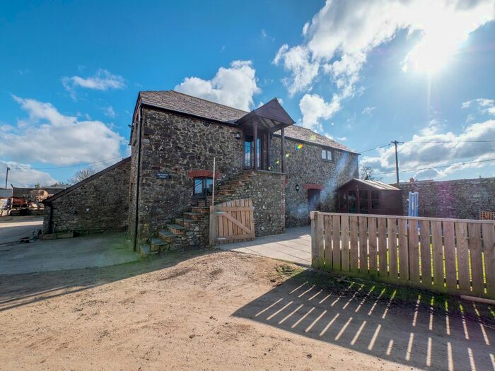 4 Bedroom Barn Conversion To Rent In Hobbacott Lane, Marhamchurch, Bude, EX23