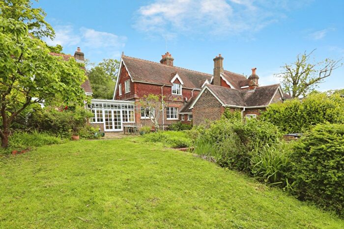 4 Bedroom Semi-Detached House For Sale In Little Bayham, Lamberhurst, Tunbridge Wells, East Sussex, TN3