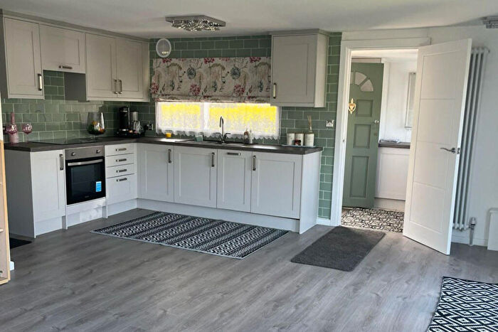3 Bedroom Park Home For Sale In Oak Tree Farm, Juggins Lane, B94