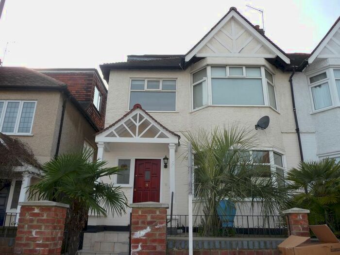 5 Bedroom Semi-Detached House To Rent In Glebe Crescent, Hendon, London, Greater London, NW4