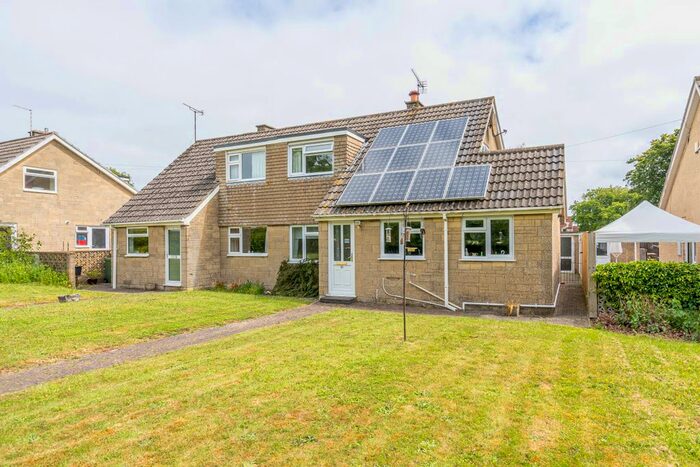 3 Bedroom Chalet To Rent In The Ridings, Kington St. Michael, Chippenham, SN14