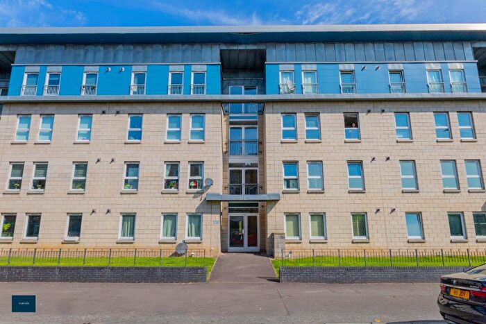 2 Bedroom Flat To Rent In Flat / St Andrews Road, Glasgow, G41