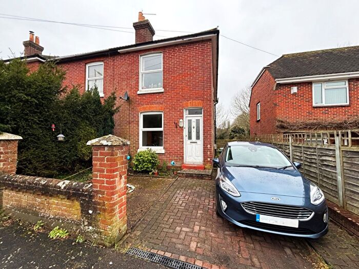 2 Bedroom End Of Terrace House To Rent In North Hill, North Fareham, Fareham, Hampshire, PO16