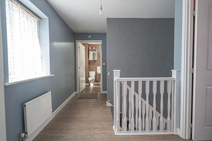 3 Bedroom Semi-Detached House For Sale In Invention Avenue, Handsworth, Birmingham, B21 - Photo 13