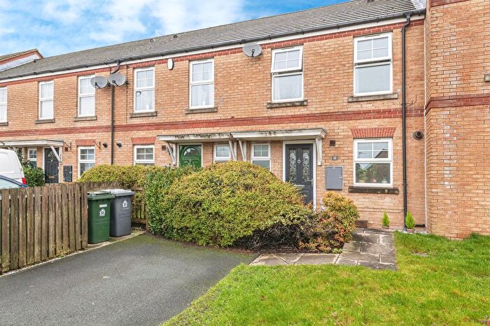 2 Bedroom Terraced House For Sale In Braine Croft, Bradford, BD6