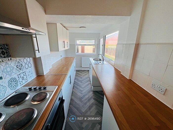 3 Bedroom Semi-detached House To Rent In Elm Avenue, Flint, CH6