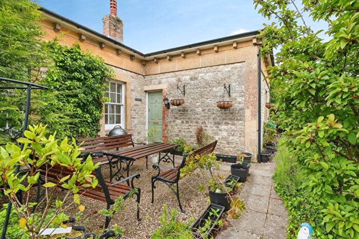 2 Bedroom Bungalow For Sale In Bowditch Close, Shepton Mallet, BA4