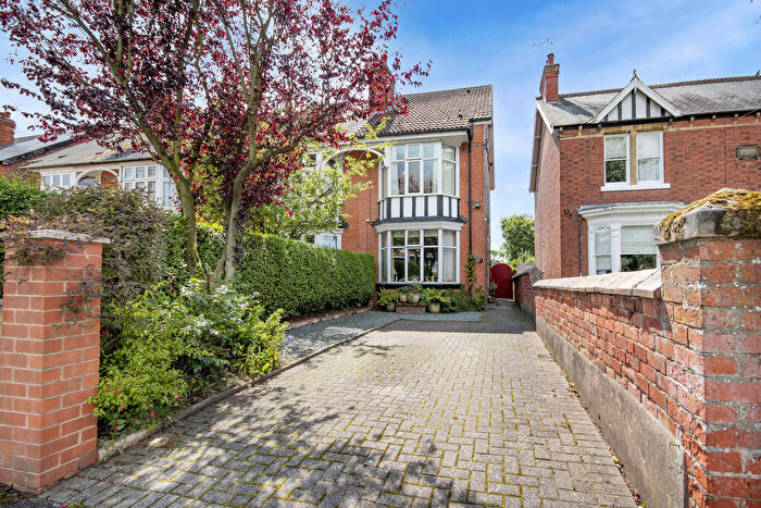 4 Bedroom Semi-Detached House For Sale In Highland Grove, Worksop, S81