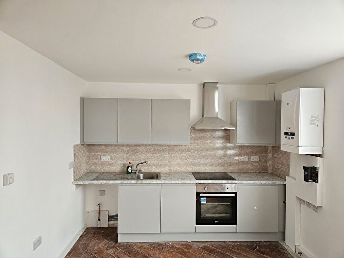 1 Bedroom Flat To Rent In A Green St, E7