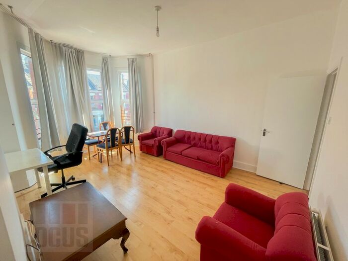 2 Bedroom Flat To Rent In Forburg Road, Stoke Newington, N16