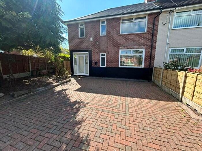 3 Bedroom House To Rent In Desmond Road, M22